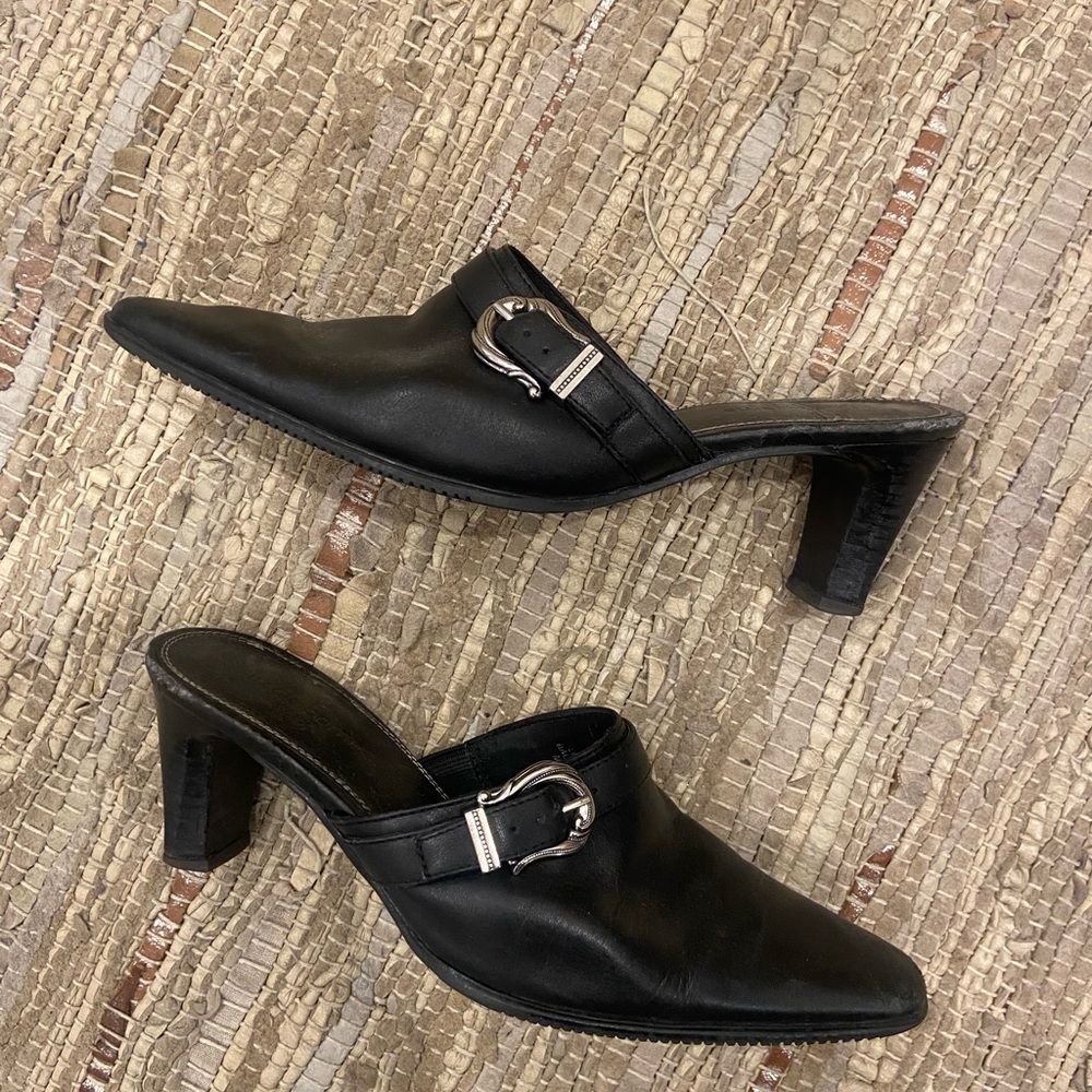 Liz Claiborne Mules